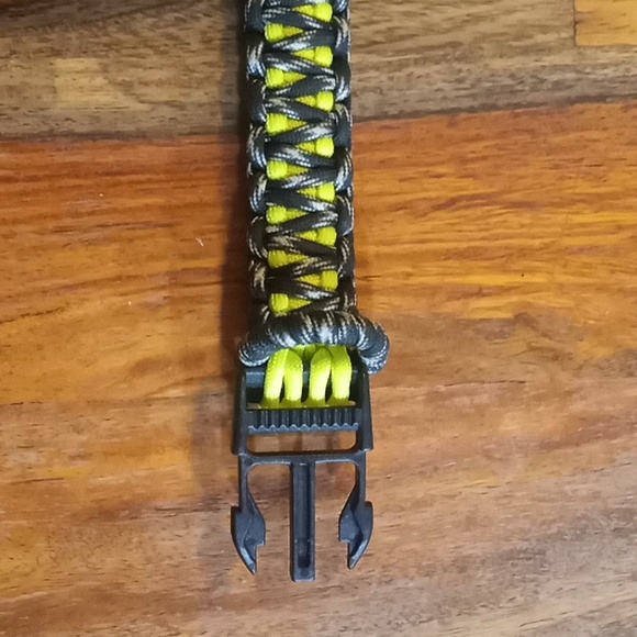 Custom Paracord Dog Collar 14 inches - Picture 3 of 5